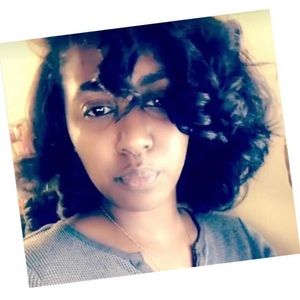 Meet your Posher, Candice